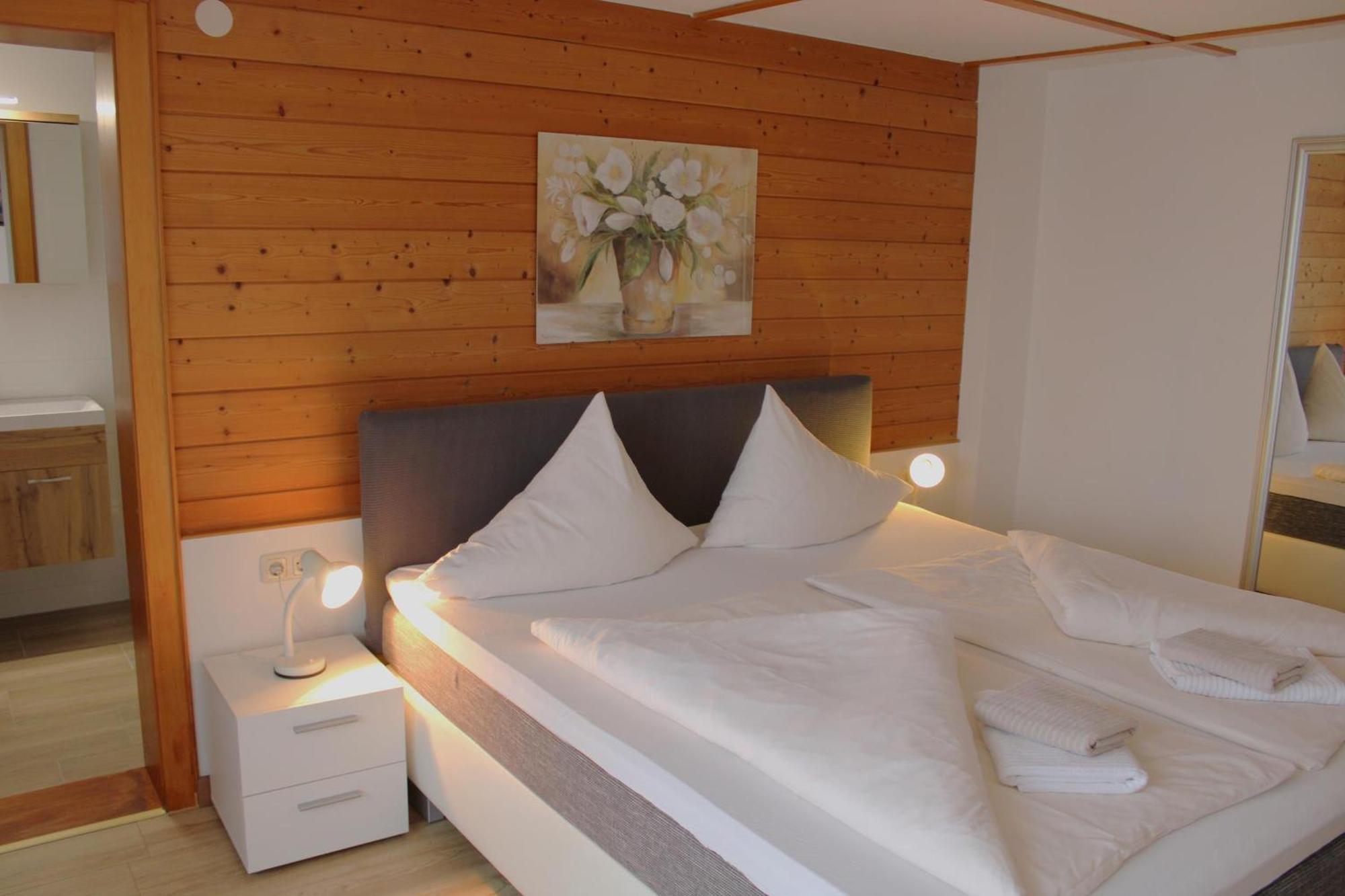 Alpenfeder Landhaus Heidi 施伦斯 外观 照片