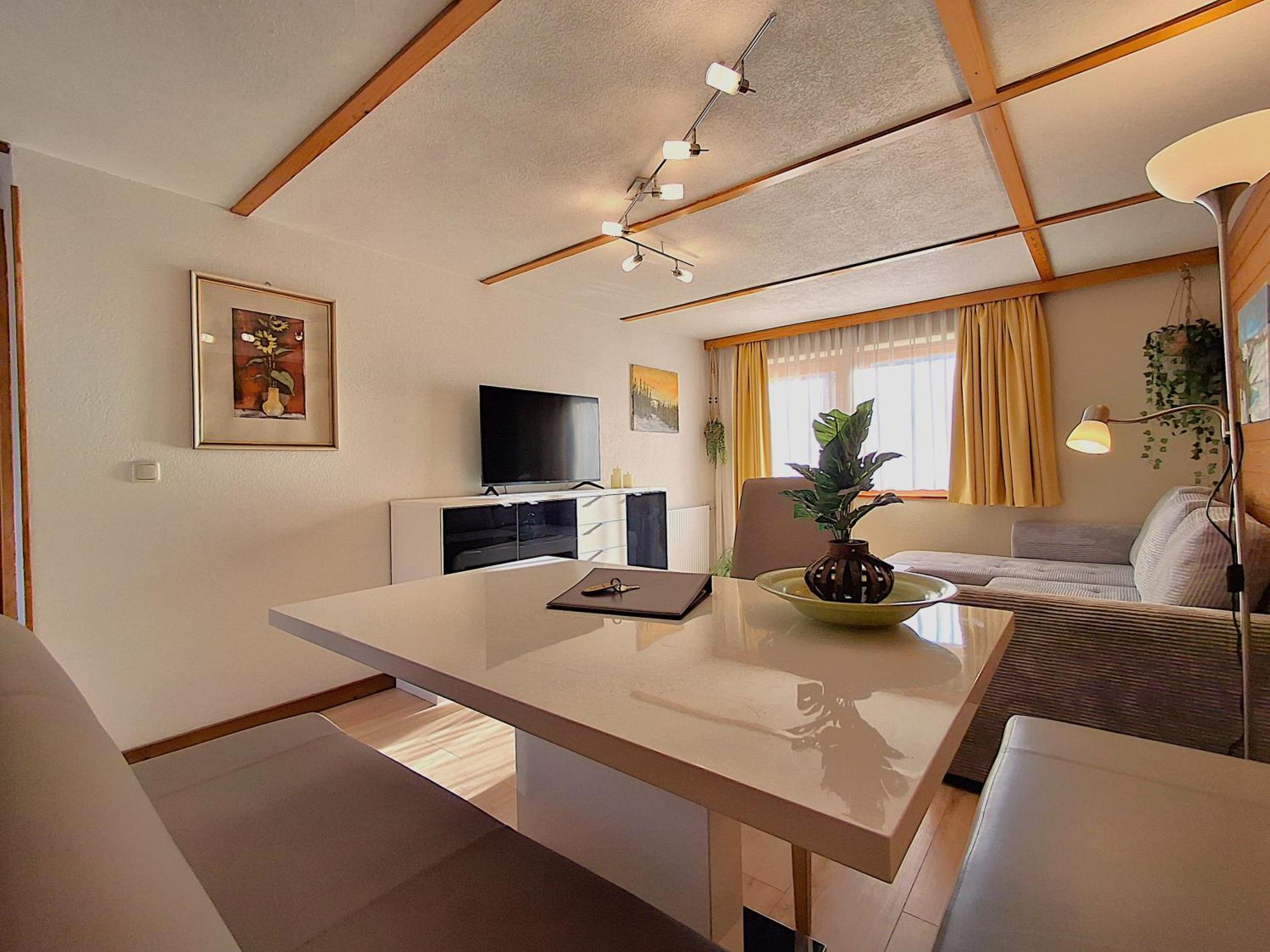 Alpenfeder Landhaus Heidi 施伦斯 外观 照片